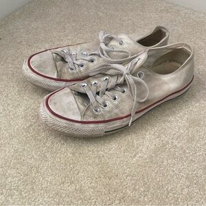 White All Star Converae Sneakers